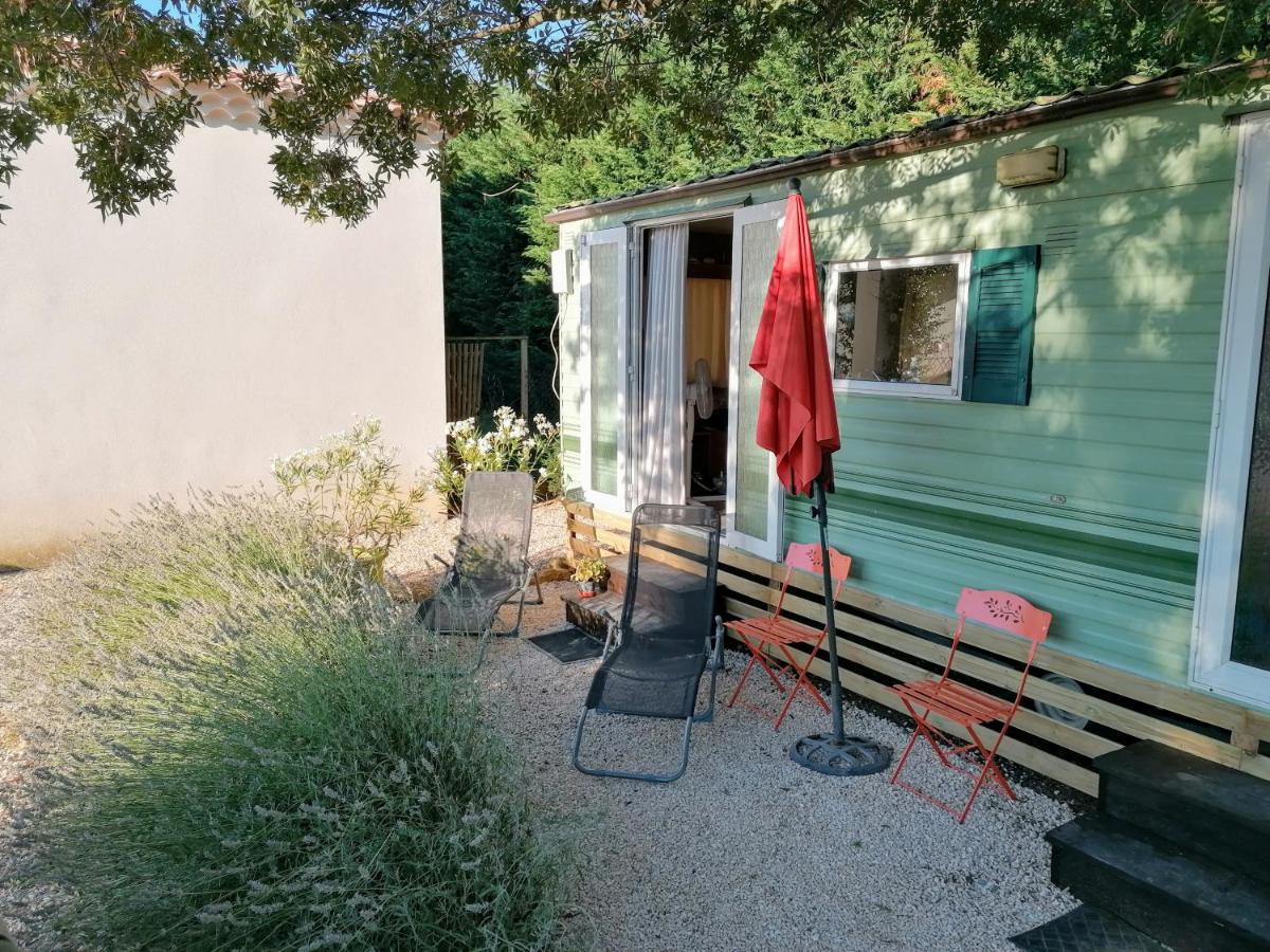 Bungalow Chez Gilly Boisset-et-Gaujac Extérieur photo